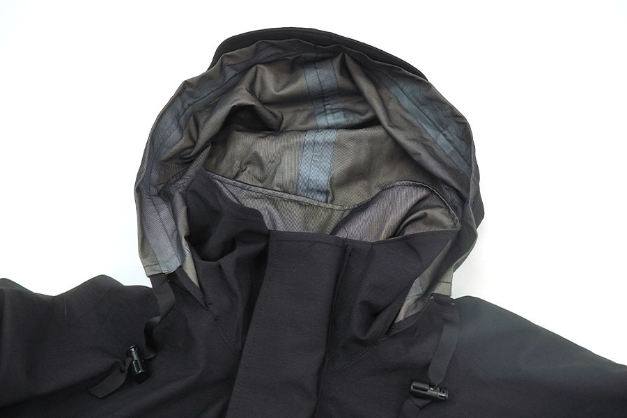 18 U.S.NAVY GORE-TEX COLD WEATHER PARKA BLACK (SIZE.MEDIUM-LONG