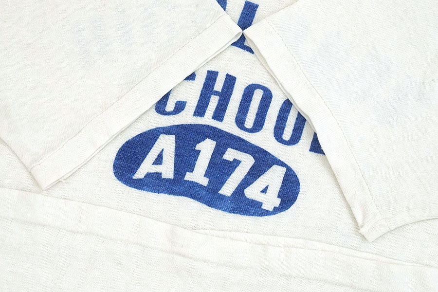 50's～ FELCO athletic wear ''HIGHLANDS SCHOOL A174'' 3段染み込みプリント Tシャツ ホワイト 表記(L)