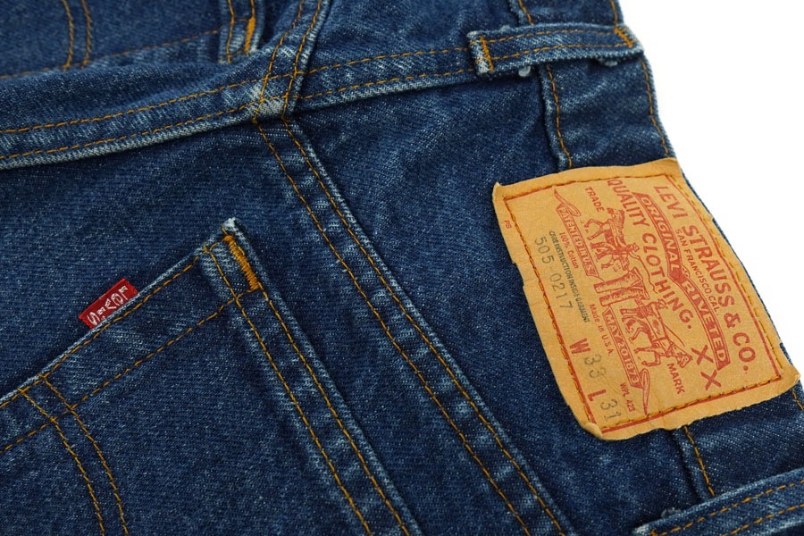 濃紺　USA製 00s Levis 505-03 デニムパンツ　 80s復刻 80s USA製 Levi'sリーバイス 505 黒カン デニムパンツ w30 - Sixpacjoe