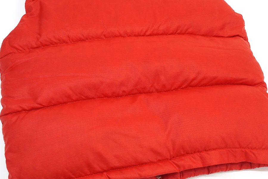 70's 茶タグ THE NORTH FACE リップストップ ダウンベスト レッド 表記