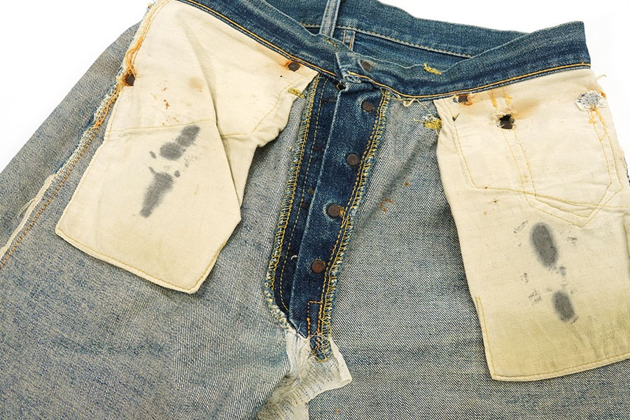 50'S LEVI'S 501XX DENIM SHORTS (APPROX.W30)