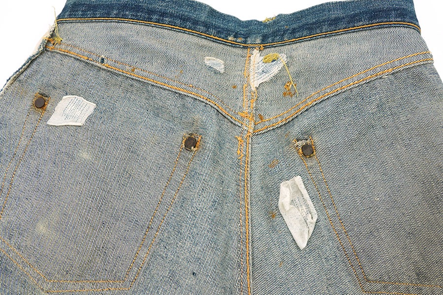 50'S LEVI'S 501XX DENIM SHORTS (APPROX.W30)