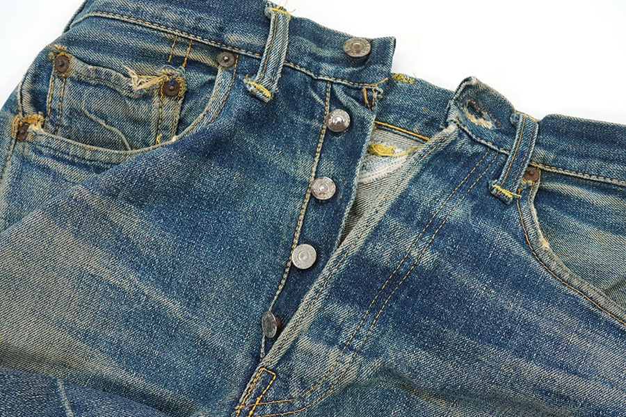 50'S LEVI'S 501XX DENIM SHORTS (APPROX.W30)