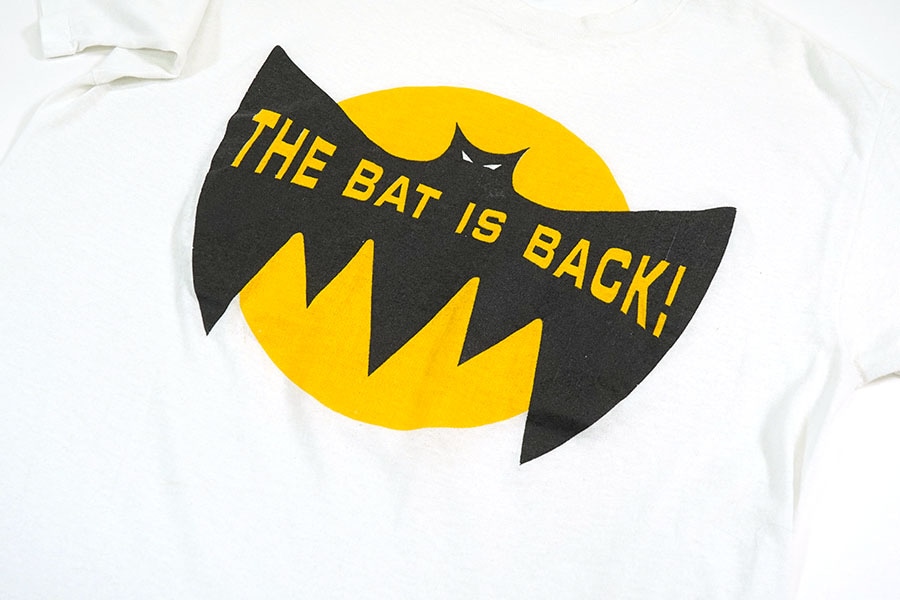 80's Healthknit ''THE BAT IS BACK!'' バットマン Tシャツ 表記