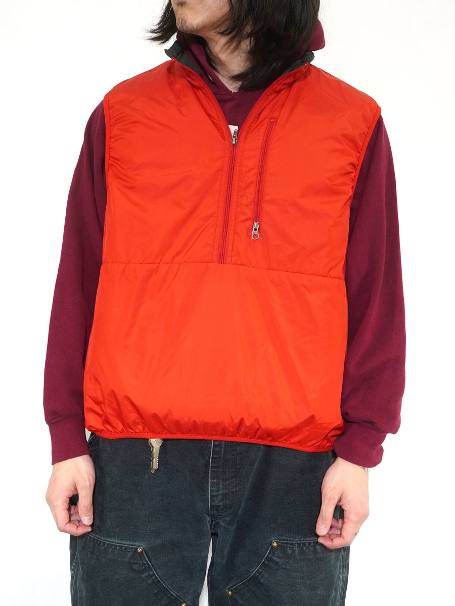 '01 PATAGONIA PUFFBALL VEST FIRE/DARK MOSS (SIZE.MEDIUM)