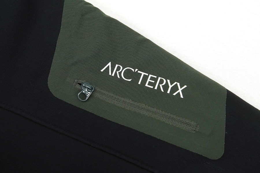 ARC'TERYX ハイラスフーディ ブラック 表記(S)