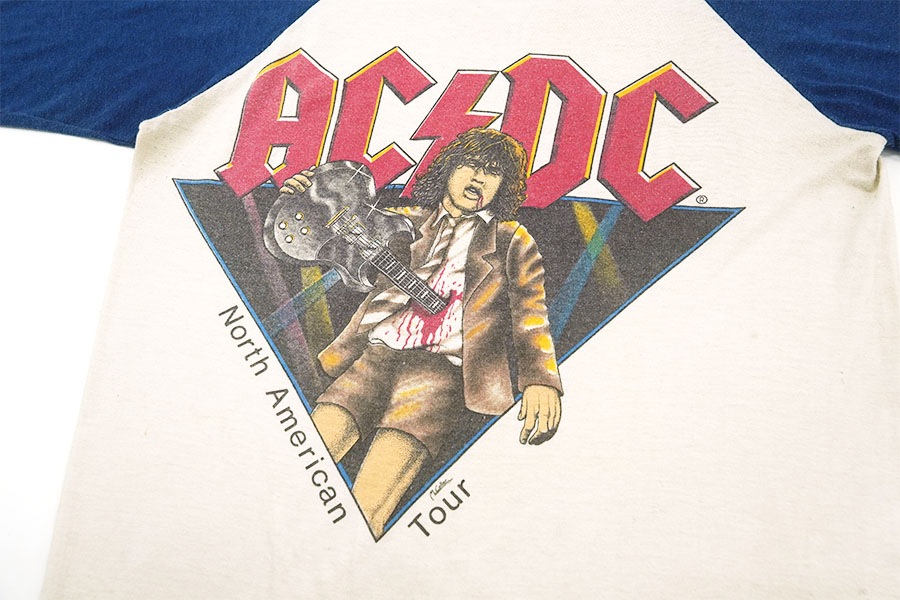 80's AC/DC ''NORTH AMERICAN TOUR/82'' RAGLAN SLEEVE T SHIRT (APPROX.MEDIUM)