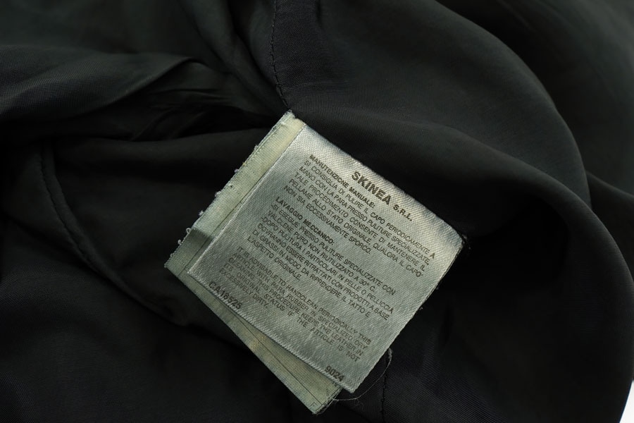 90's GIORGIO ARMANI 黒タグ レザーPコート MADE IN ITALY 表記(56