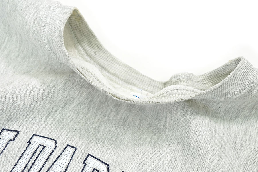 90's 刺繍タグ チャンピオンRW ''VALPARAISO UNIVERSITY'' 3段プリント 表記(XXL) USA製