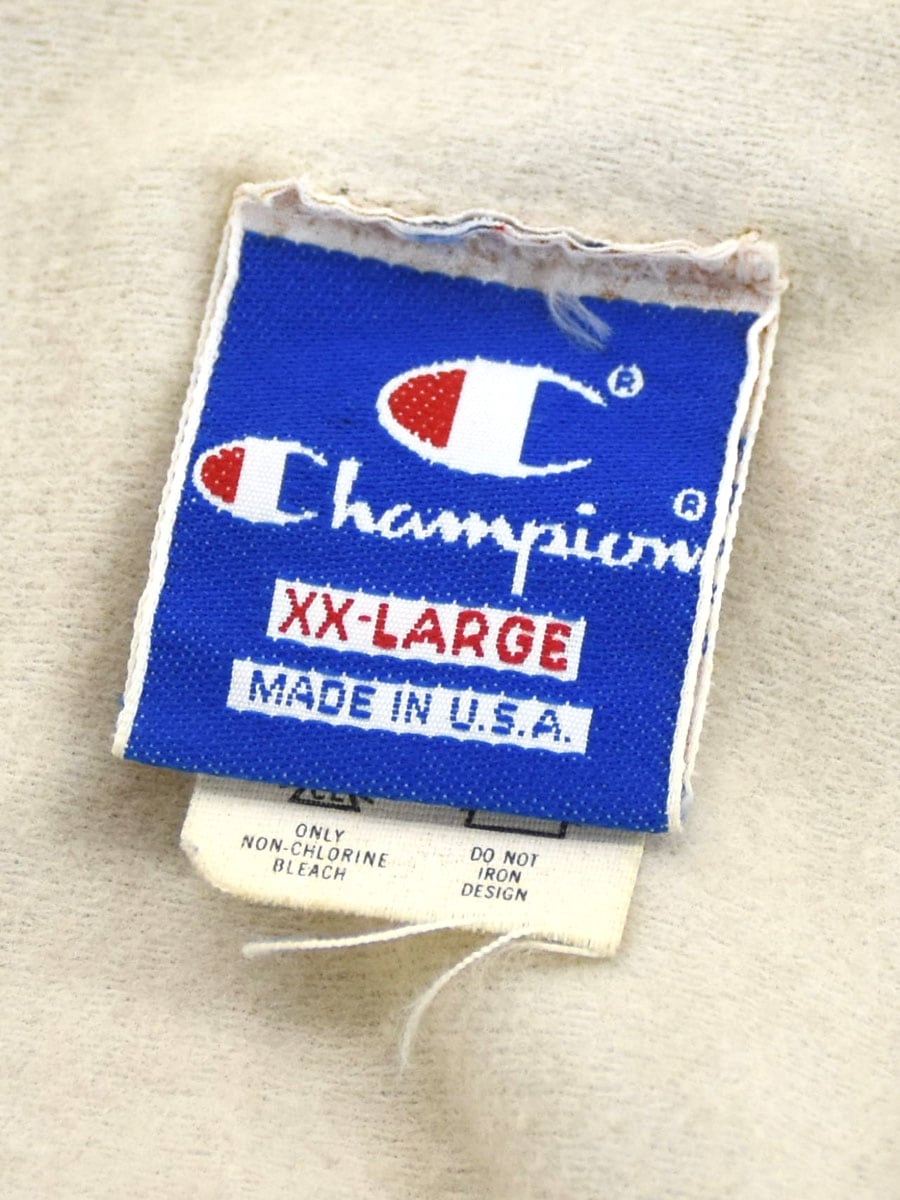 90's 青刺繍タグ チャンピオン ''UNIVERSITY ILLINOIS'' ハーフジップナイロンプルオーバー 表記(XXL) USA製