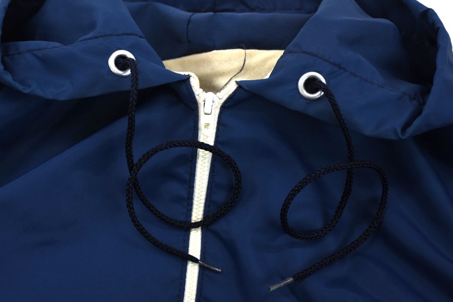 90's 青刺繍タグ チャンピオン ''UNIVERSITY ILLINOIS'' ハーフジップナイロンプルオーバー 表記(XXL) USA製