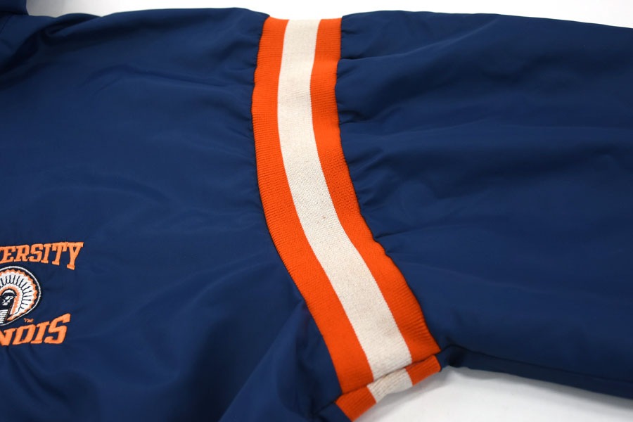 90's 青刺繍タグ チャンピオン ''UNIVERSITY ILLINOIS'' ハーフジップナイロンプルオーバー 表記(XXL) USA製