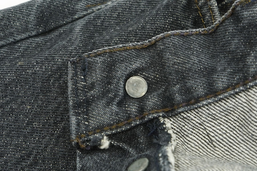 80's Levi's 501 内股シングル 先染めブラック デニムパンツ 表記
