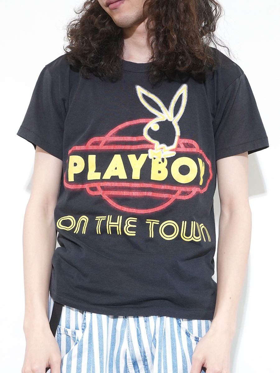 80's～ PLAYBOY ''ON THE TOWN'' ネオンサイン Tシャツ 黒 表記