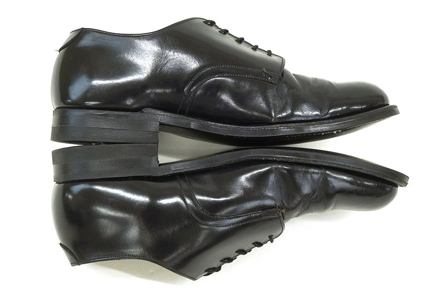 89 U.S.NAVY SERVICE SHOES (APPROX.8 1/2 W) | NEW ITEM