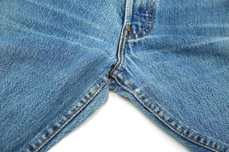 90'S LEVI'S 501 JEANS (SIZE.W34 L30) MADE IN USA | SOLD OUT