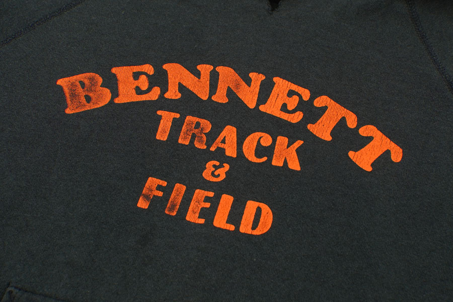 80's～ ''BENNETT TRACK & FIELD'' スウェットパーカ ブラック！実寸(L位)