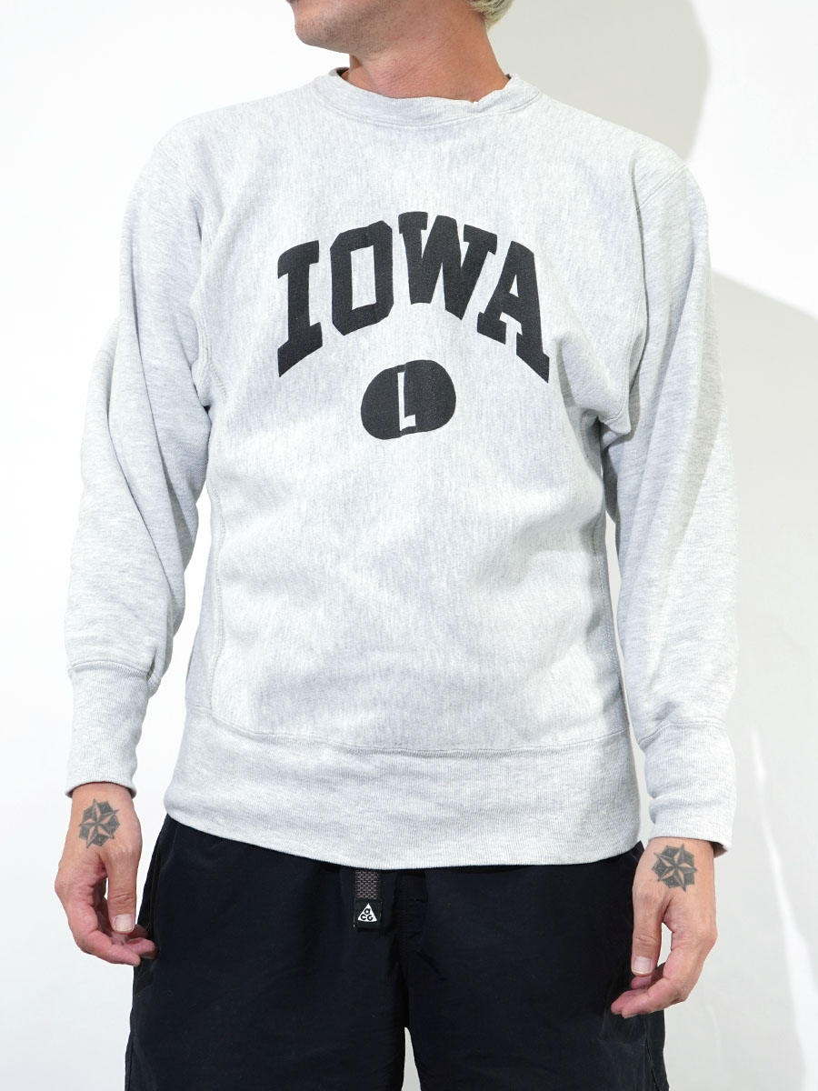 90'S CHAMPION REVERSE WEAVE ''IOWA'' (SIZE. LARGE) MADE IN USA