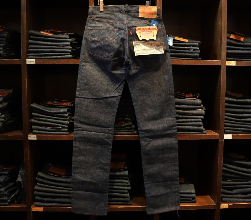 1980s DEAD STOCK , Levis 501 SINGLE x CHAIN , Size W32 L38