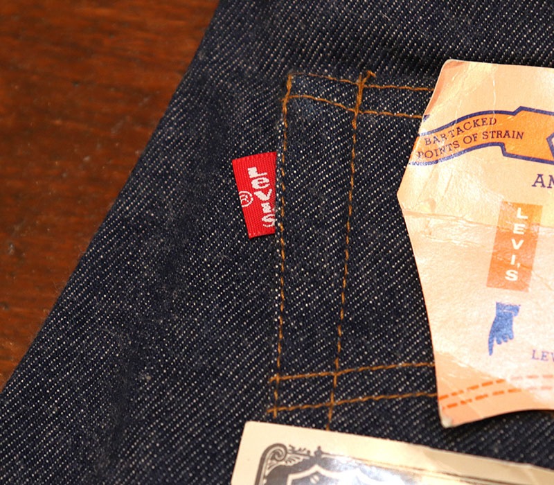 1980s DEAD STOCK , Levis 501 SINGLE x CHAIN , Size W32 L38