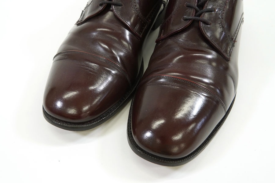 ENGLAND製 Church's ''Custom Grade'' ストレートチップ レザー