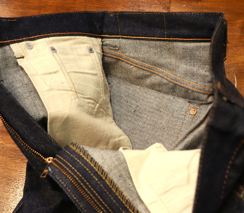 1960s DEAD STOCK , LEVIS 504ZXX , Size W29 L36