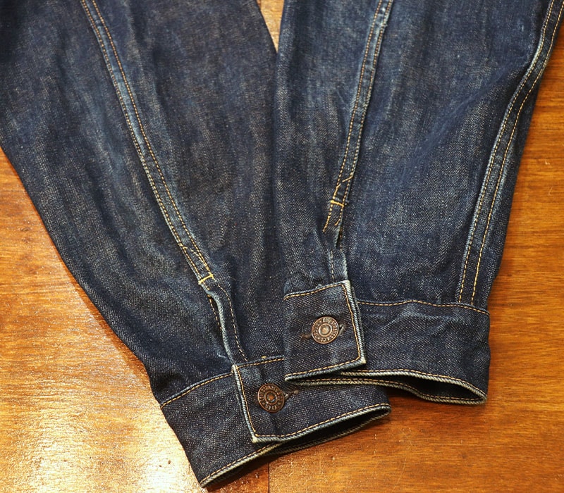 1960s LEVIS 557 , Size 44