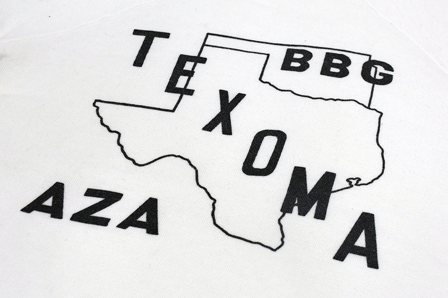 60's ''TEXOMA'' 黒染み込みプリント ラグランスリーブスウェット ホワイト 実寸(M位)