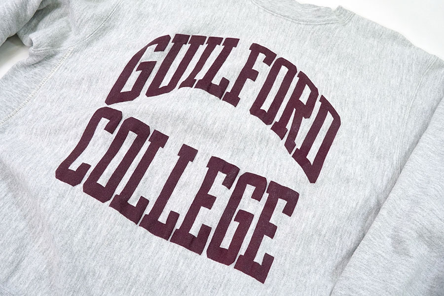80'S CHAMPION REVERSE WEAVE ''GUILFORD COLLEGE'' (SIZE.LARGE)