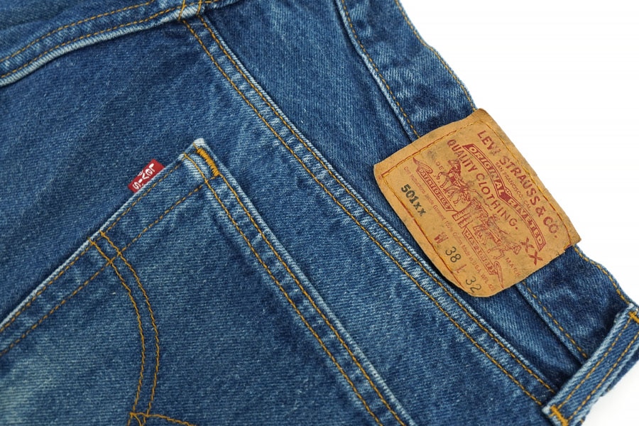 90'S LEVI'S 501 BLUE JEANS (SIZE. W38 L32) MADE IN USA | NEW ITEM