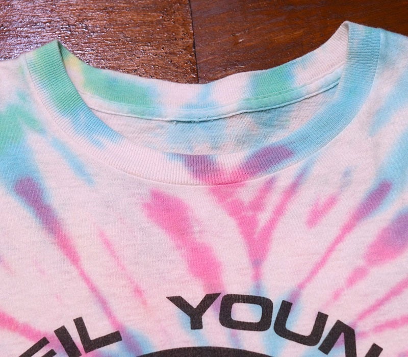1980s NEIL YOUNG , Size M