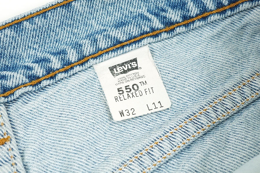 ブランド古着！アメリカ製 levi's 550 オレンジタブ レッド ショーツ 90's Levi's 550 オレンジタブ オリジナルデニムショーツ 表記