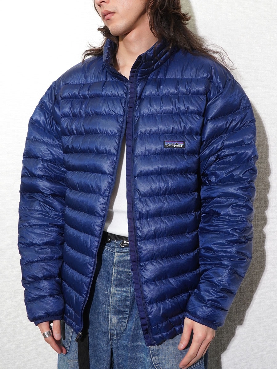 13 パタゴニア ダウンセーター ブライトネイビー 表記(XL) パッカブル