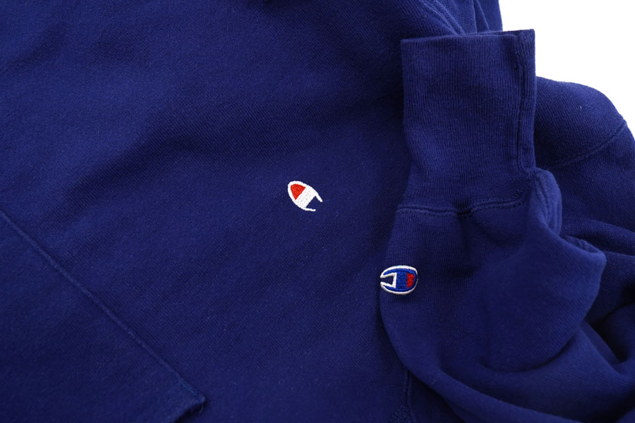 90's 刺繍タグ チャンピオンRWパーカ 無地 青紫 表記(M) USA製 グッド