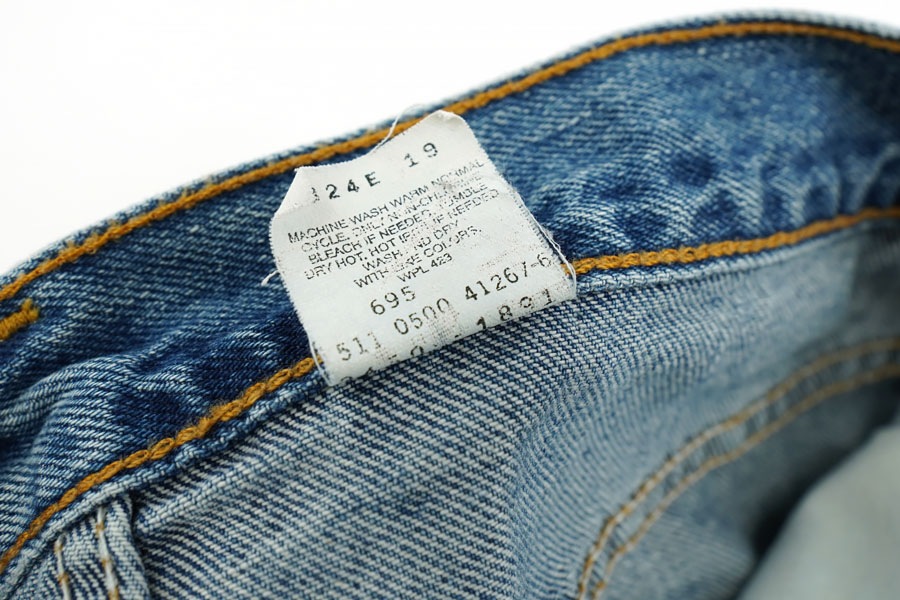 00'S LEVI'S 505 DENIM SHORTS (SIZE. W31 L00) MADE IN USA | すべて