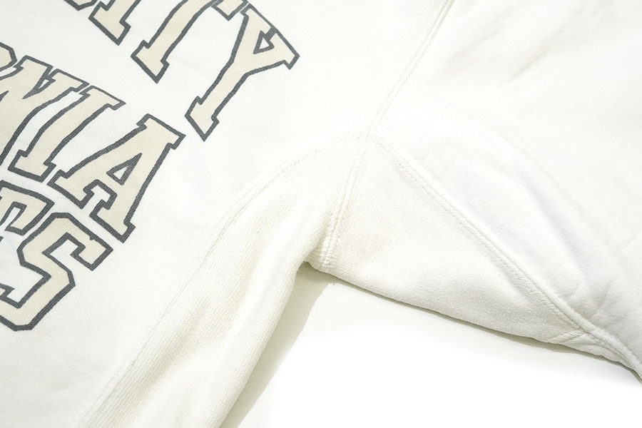 90's RUSSELL ATHLETIC 前V ''UNIVERSITY CALIFORNIA LOS ANGELES