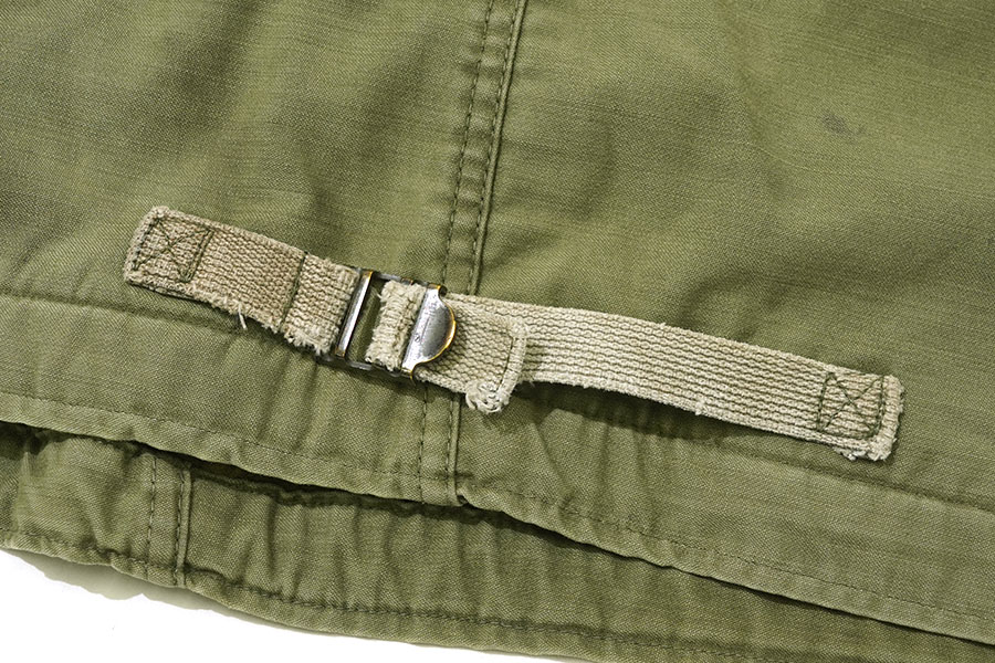 '85 U.S.NAVY A-2デッキジャケット 表記(LARGE) ステンシル