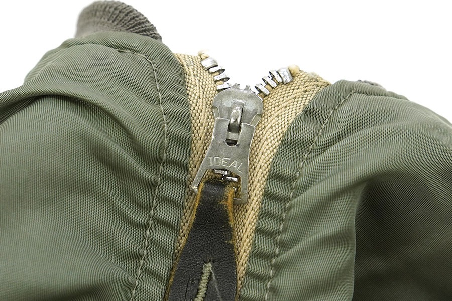 USA製 ALPHA INDUSTRIES L-2B MIL-J-7448J 表記(X-LARGE)