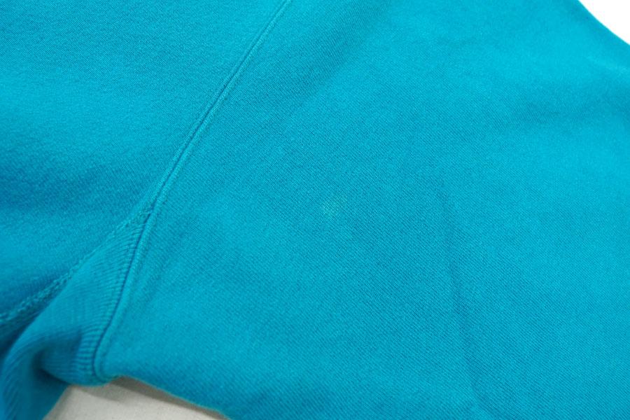 チャンピオン リバースウィーブ　刺繍タグ　無地　XL  ターコイズブルー 80's～ 青刺繍タグ チャンピオン 前V スウェットパーカ