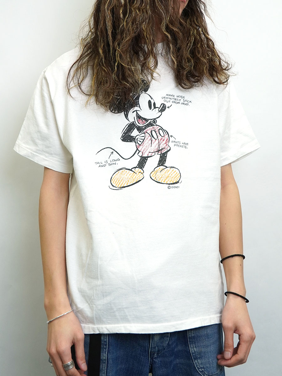 90's Hanes ''ミッキーマウス'' 100％コットン プリントTシャツ