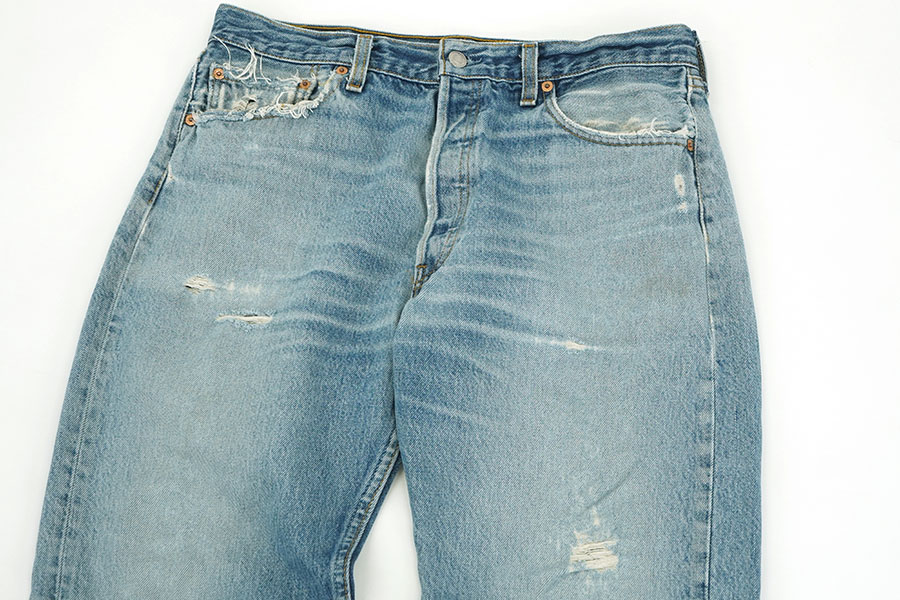 00'S LEVI'S 501 DAMAGE！ JEANS (SIZE.W34 L30) MADE IN USA