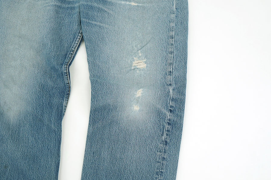 00'S LEVI'S 501 DAMAGE！ JEANS (SIZE.W34 L30) MADE IN USA