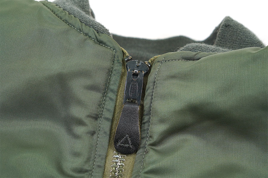 76 U.S. AIR FORCE MA-1 MIL-J-8279E ALPHA INDUSTRIES製 フライト