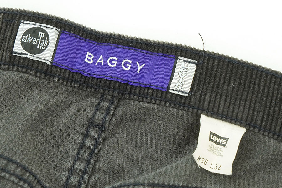 90's Levi's Silver Tab ''BAGGY'' コーデュロイパンツ 黒 表記(36x32