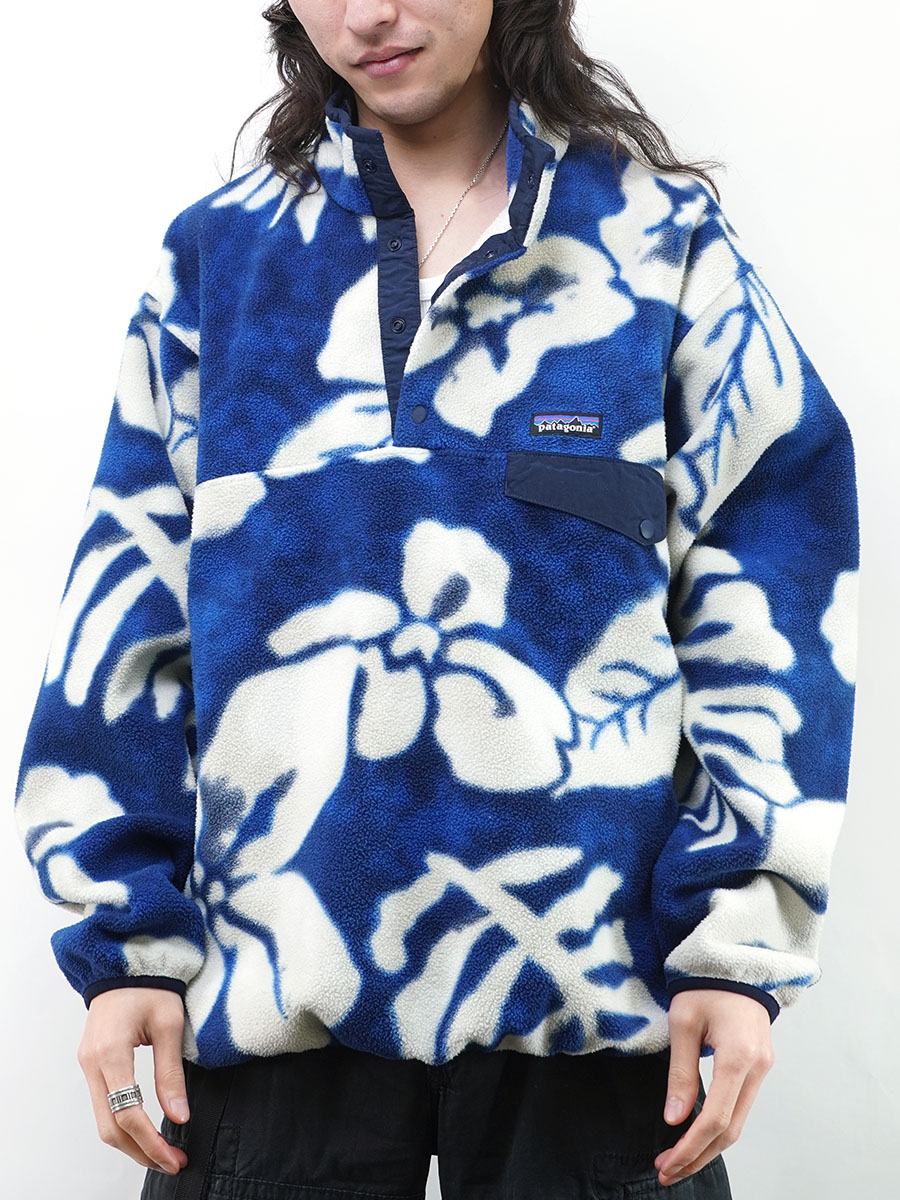 パタゴニア　シンチラスナップ　ハイビスカス 15's パタゴニア ライトウェイトシンチラスナップTプルオーバー