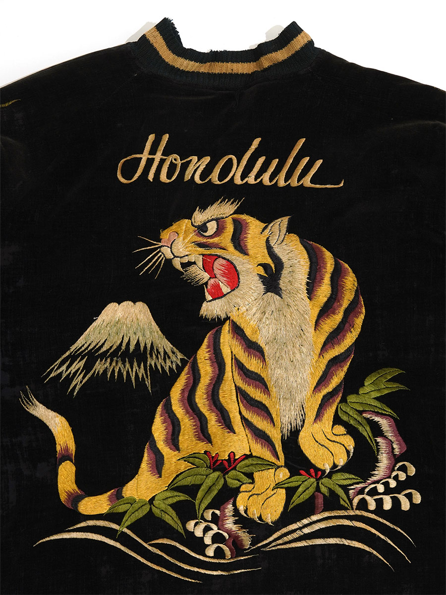 50's ''Honolulu'' 虎x龍 黒別珍スカジャン 実寸(M位) | NEW ITEM