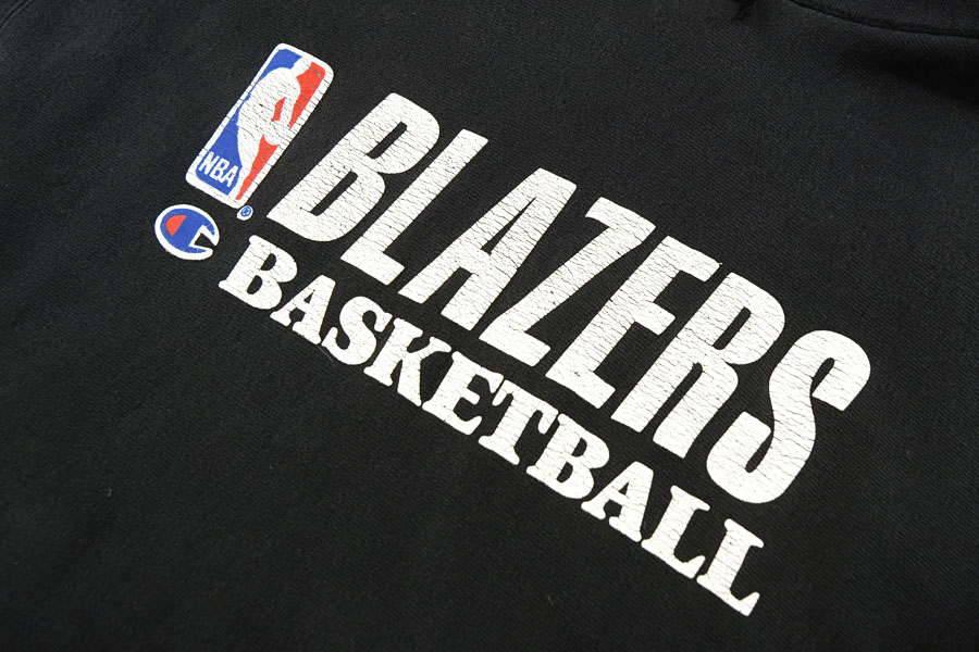90's 刺繍タグ チャンピオンRWパーカ ''NBA BLAZERS'' ブラック 表記(L