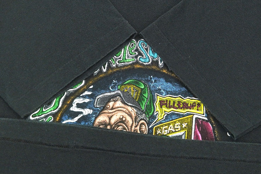 90'S FRUIT OF THE LOOM BUTHOLE SUYFERS ''INDEPENDENT WORM SALOON'' T SHIRT BLACK (SIZE.LARGE) MADE IN USA