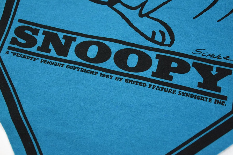 70's ''SNOOPY'' フェルトタペストリー ブルー DEAD | すべての商品
