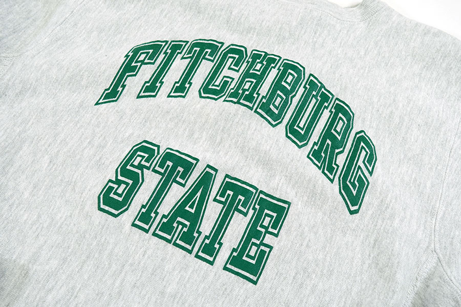 90's 刺繍タグ チャンピオンRW ''FITCHBURG STATE'' グレー 表記